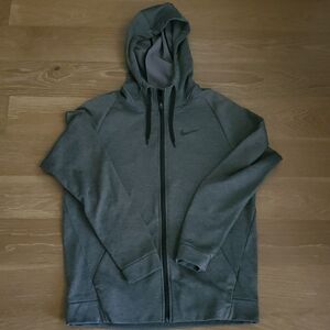 NIKE THERMA FIT FULL ZIP HOODIE SIZE MEDIUM GRAY DRI FIT 931996-071